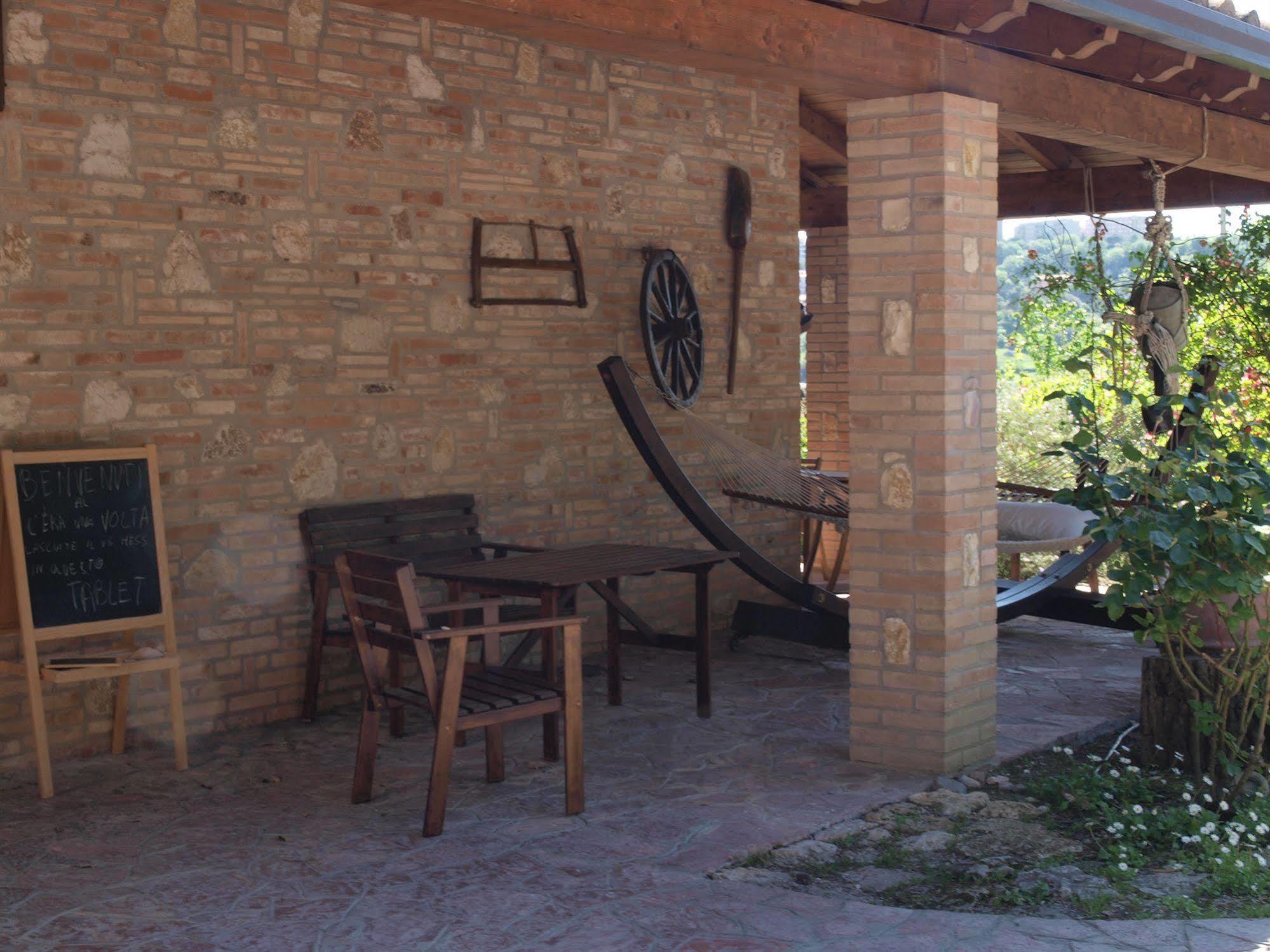 C'Era Una Volta B&B Perugia Exteriör bild