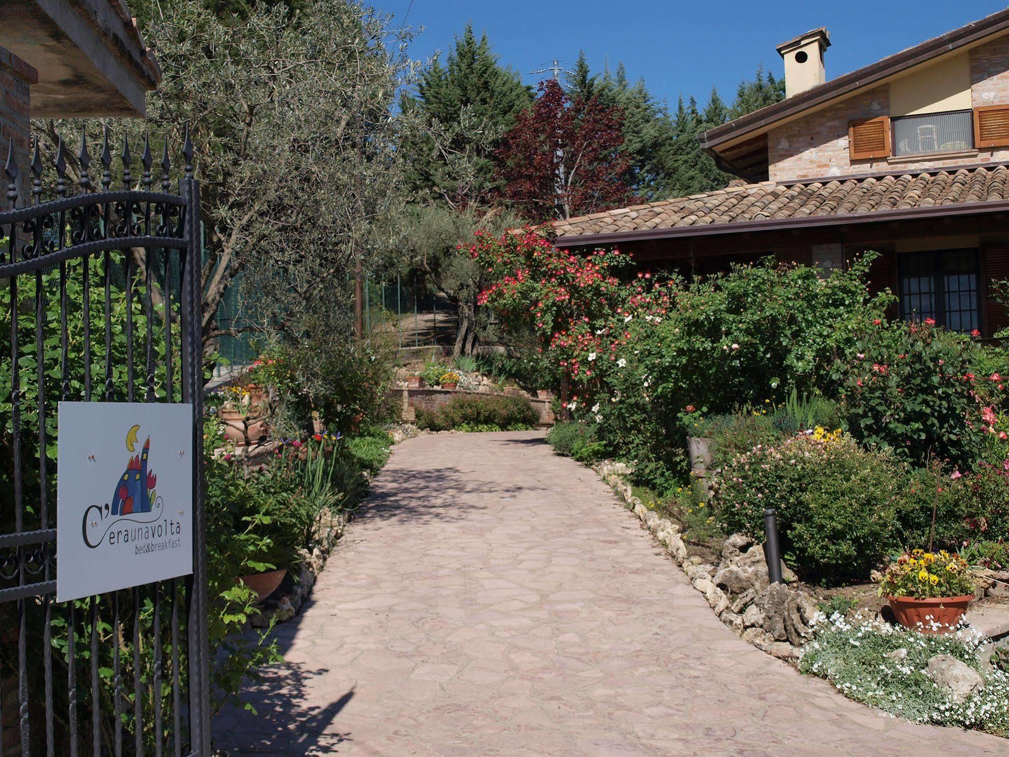 C'Era Una Volta B&B Perugia Exteriör bild